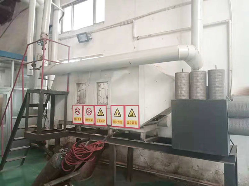 鋪裝真空料倉(cāng)纖維加熱加濕裝置