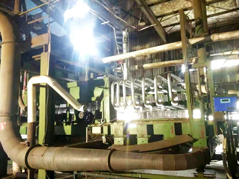 鋪裝真空料倉纖維加熱加濕裝置